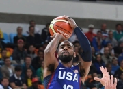 威少绝杀时刻，欧文点燃赛场，命运悬念迎来胜利！