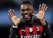 AC米兰客场爆冷被萨索洛逼平，保住榜首位置的简单介绍